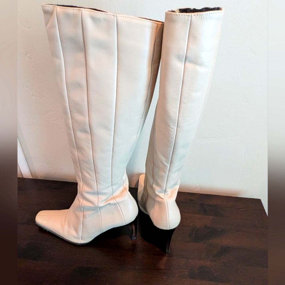 Zara boot, creme faux leather, black heel, size 40/8.5